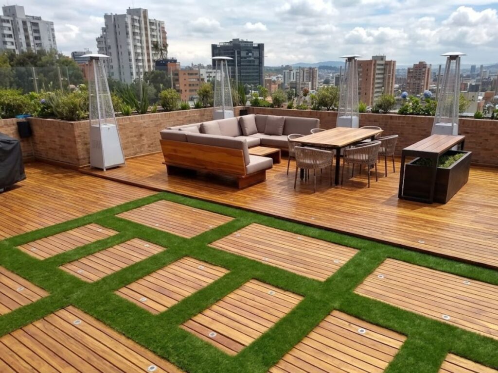 instalacion de piso de madera maciza deck en el conjunto residencial via la Calera